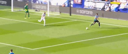 1633270852302097010.gif 皇马04.gif